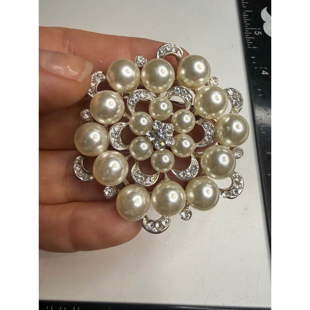 Silver Tone Faux Pearl Rhinestone Floral Cluster Statement Brooch Pin 2.25"